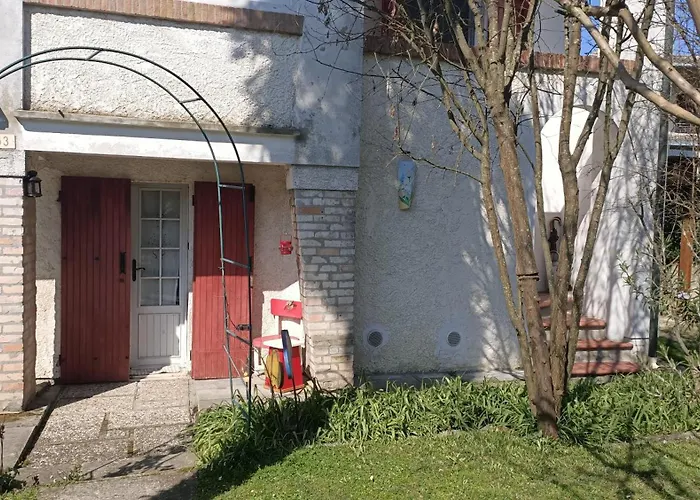 Avengers' House Apartamento Alfonsine